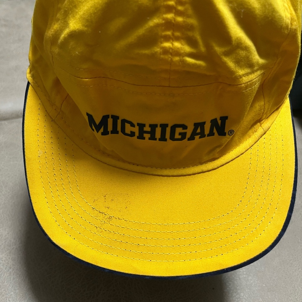 Michigan Michael Jordan reversible Yellow and blue Michigan Cap